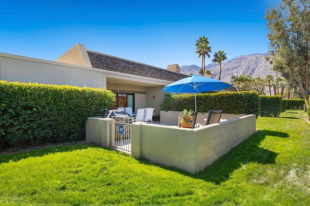 1366 Tiffany Circle N, Palm Springs