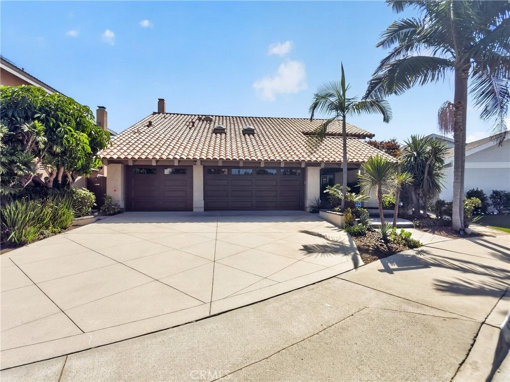 9772 Kite, Huntington Beach