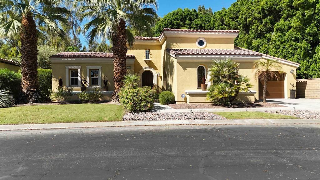 52135 Shining Star Lane, La Quinta