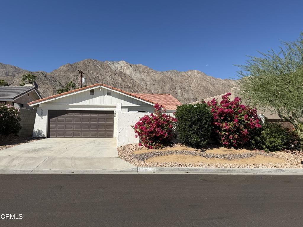 53025 Avenida Diaz, La Quinta