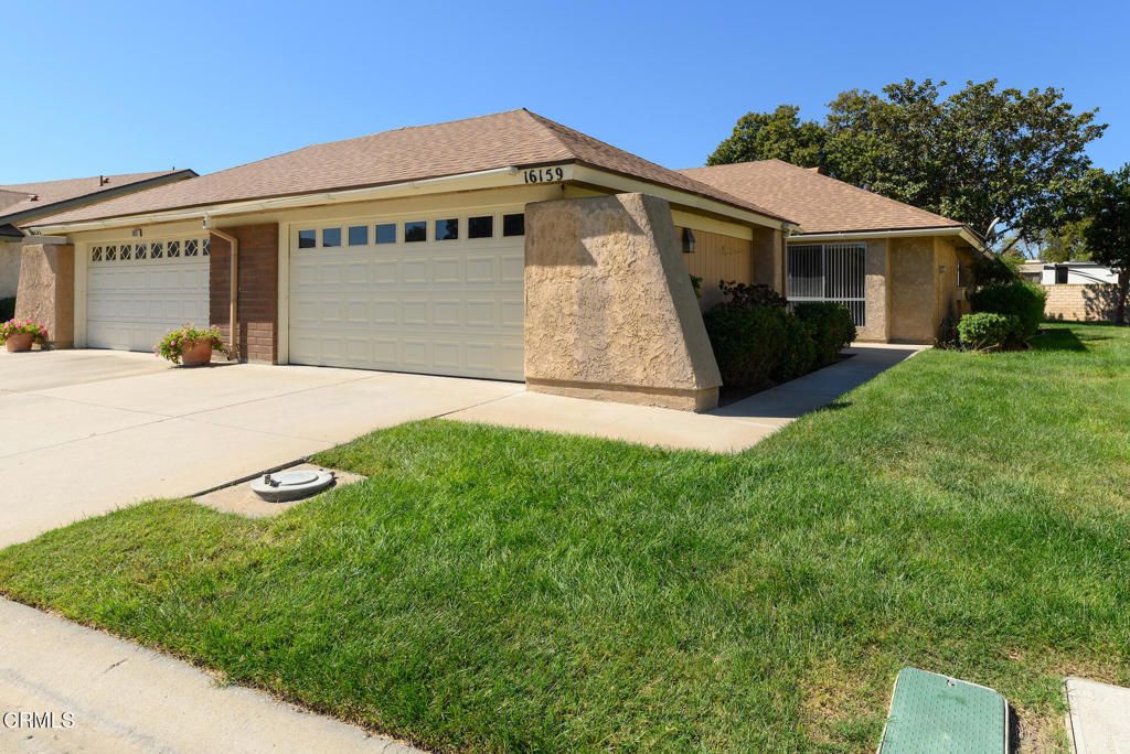 16159 Village 16, Camarillo