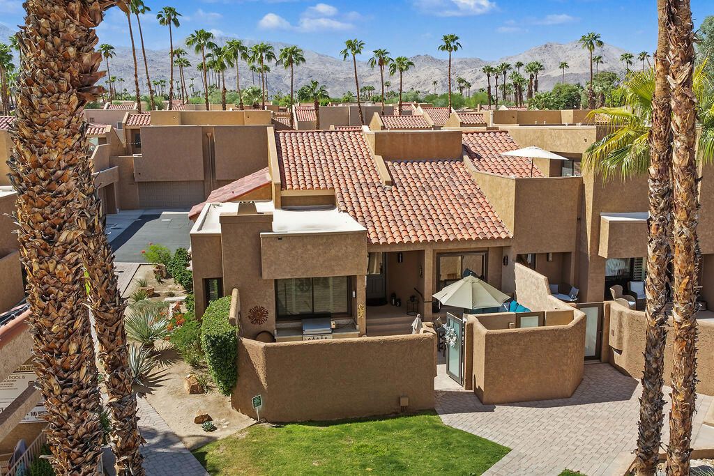 73461 Foxtail Lane, Palm Desert