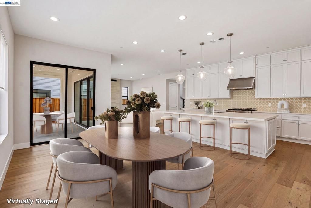 2308 Sanderling Ave, Marina