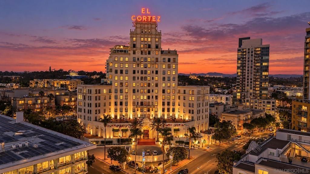 702 Ash St # 704, San Diego