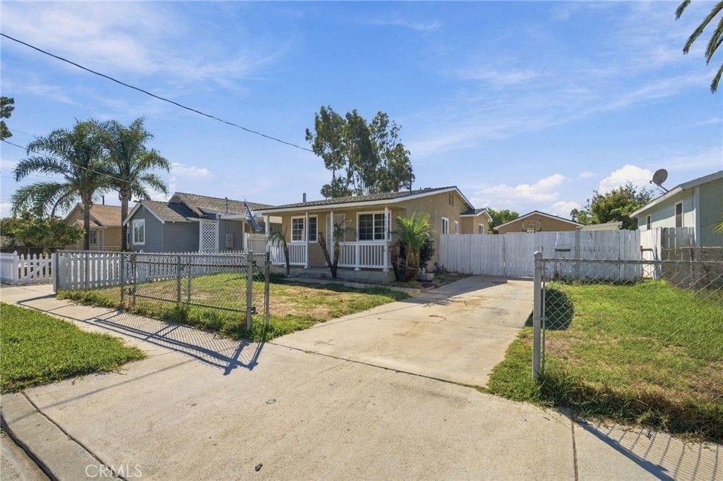 5510 Roosevelt Avenue, Santa Ana