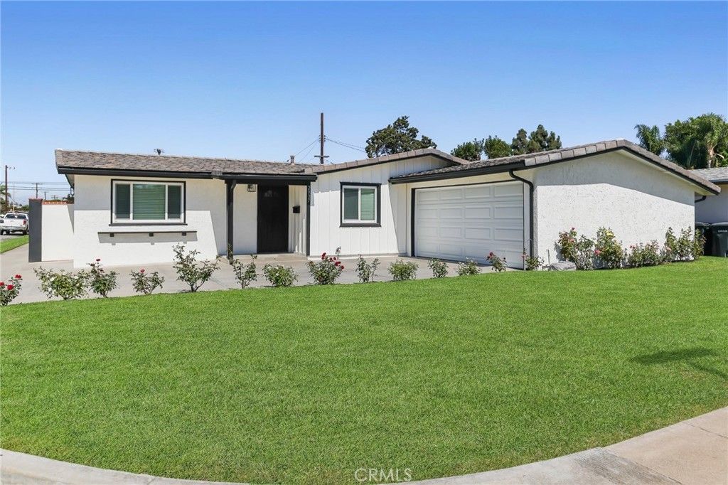 2037 W Arbor, Orange