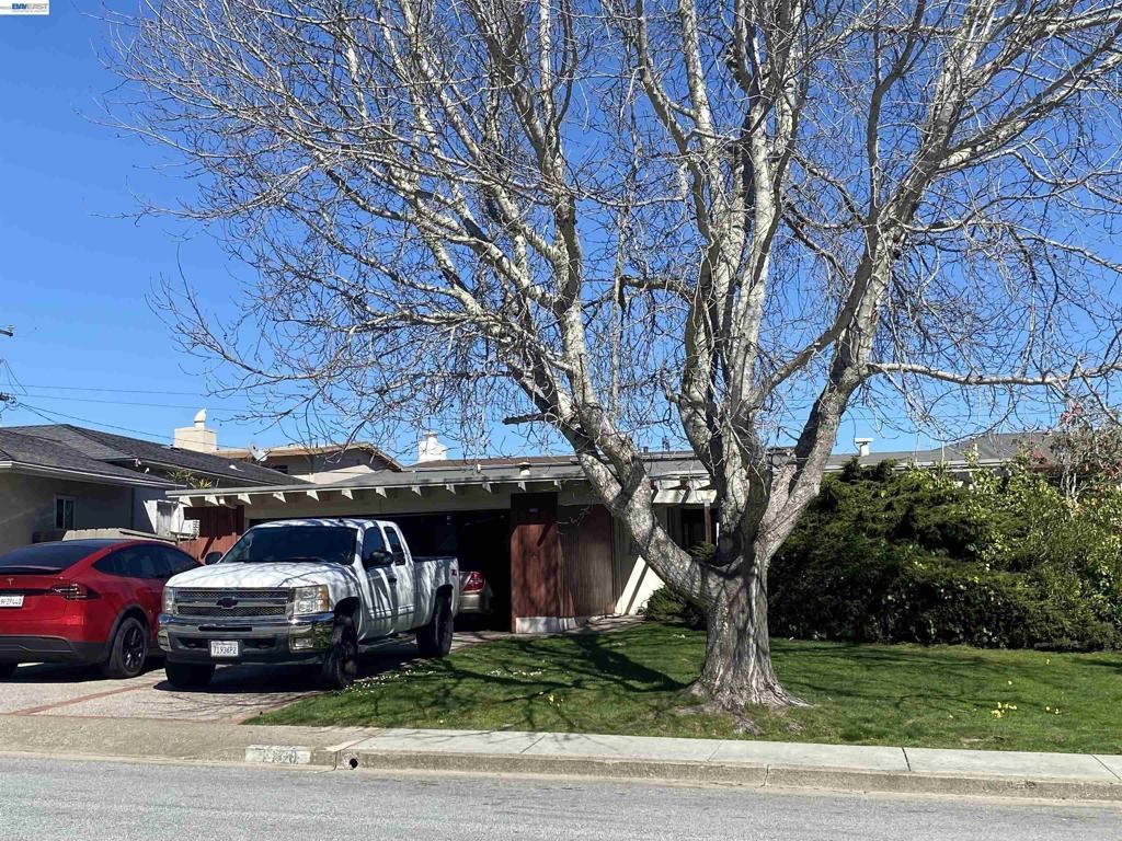 1140 Helen Dr, Millbrae