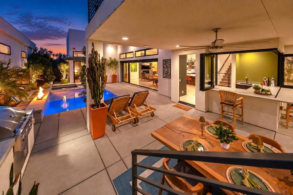 160 Obsidian Loop N, Palm Springs