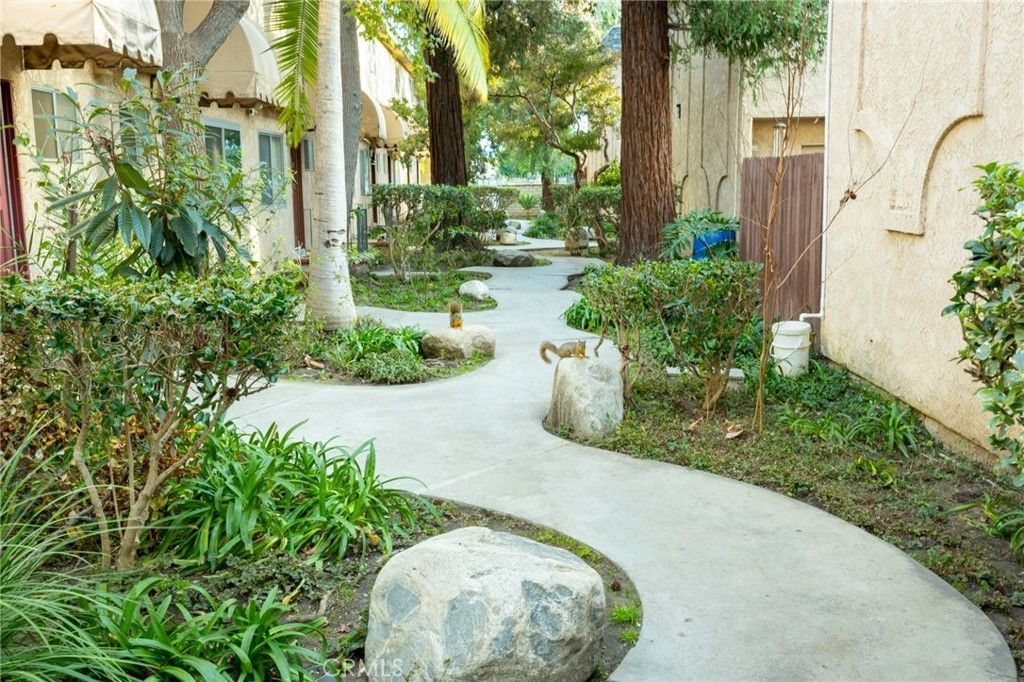 17135 Roscoe Boulevard # 7, Northridge
