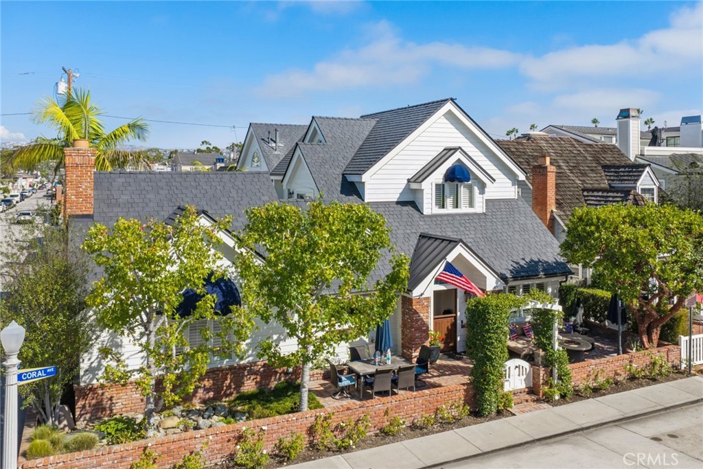 Sliding Rancho 224 Coral, Newport Beach Property Listing: MLS® #NP26184045