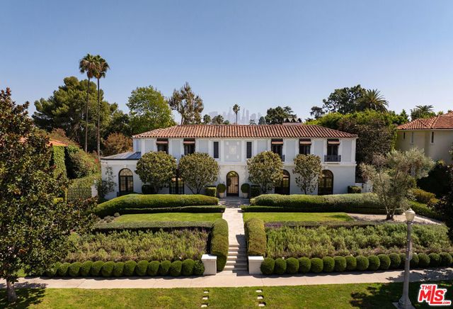 626 S Hudson Avenue, Los Angeles