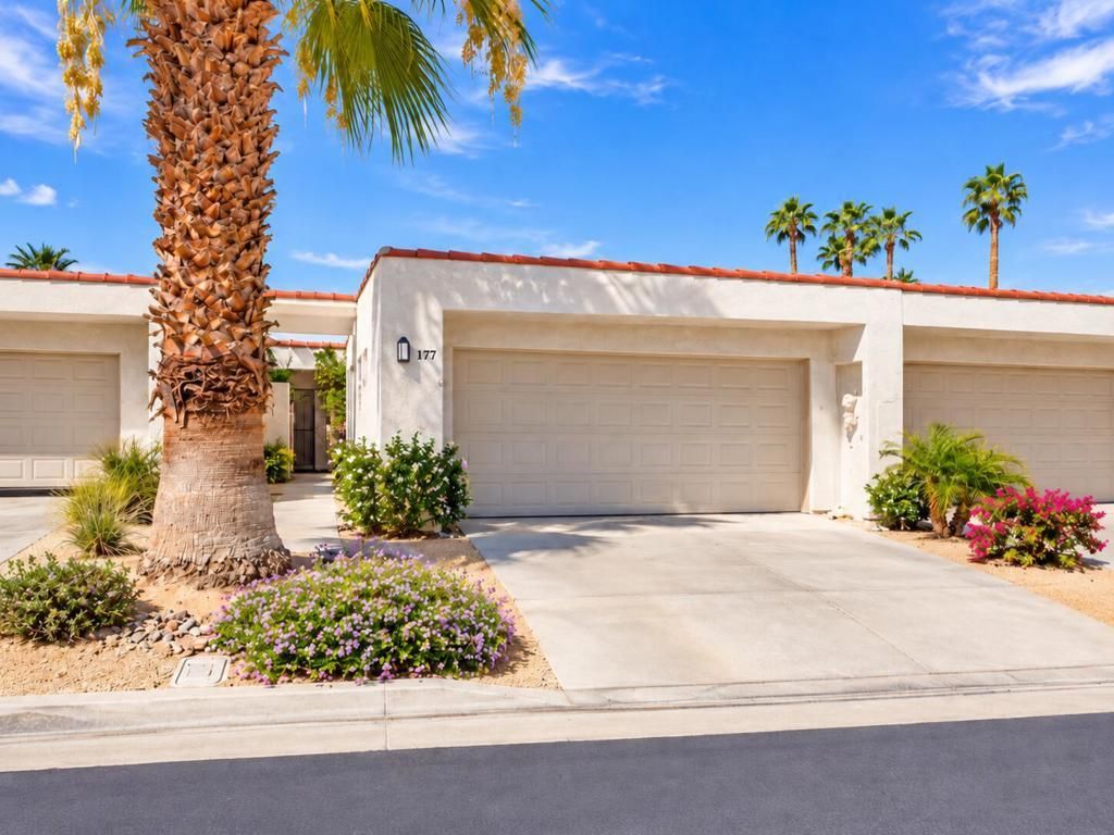 177 Winterhaven Circle, Palm Desert