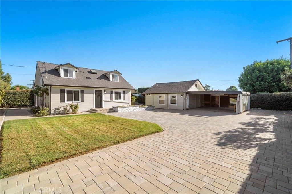 1236 La Colina, Tustin