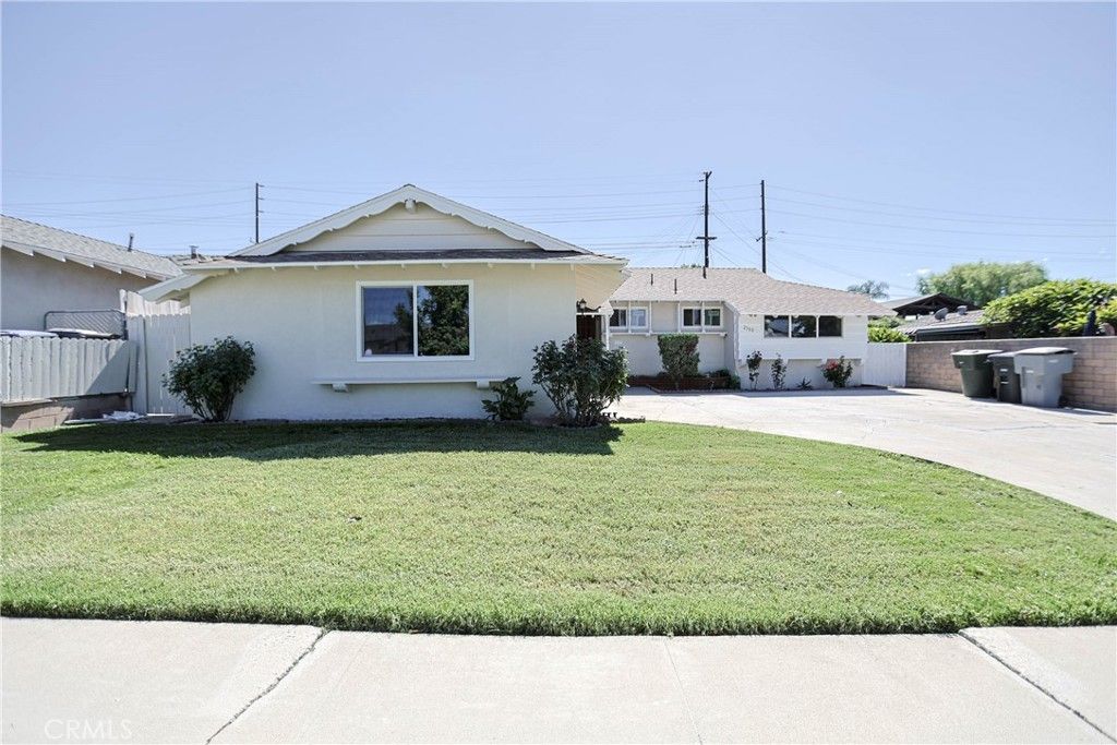2580 Sidon, La Habra