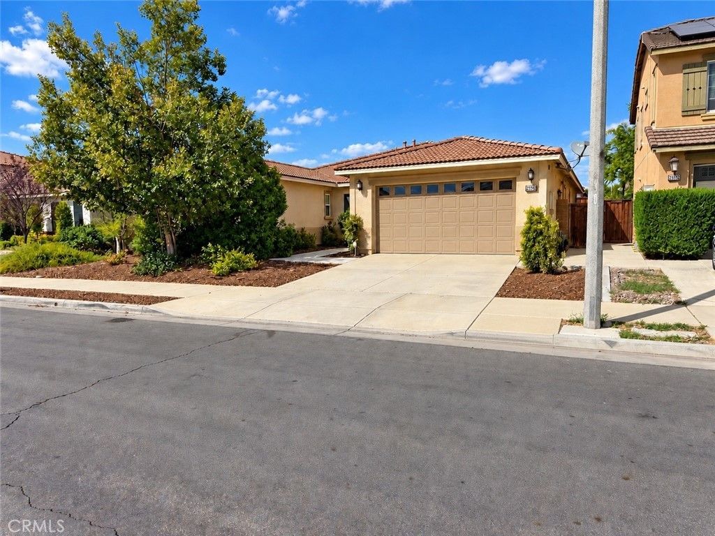 29938 Loy, Menifee