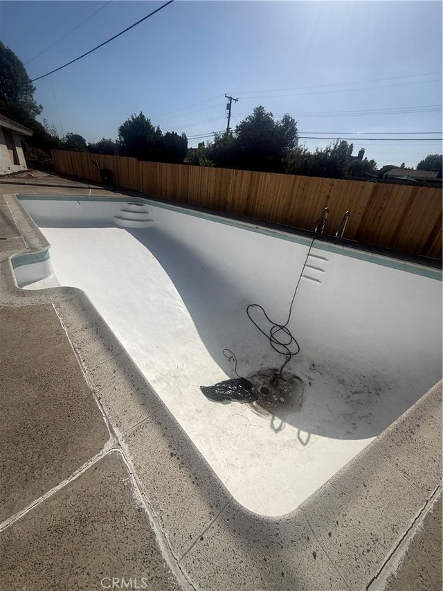 11810 Mollyknoll Ave, Whittier