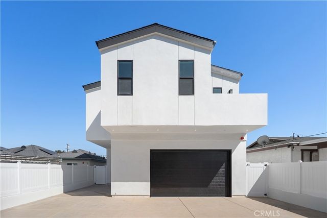 15634 Sombra Avenue # B, Lawndale