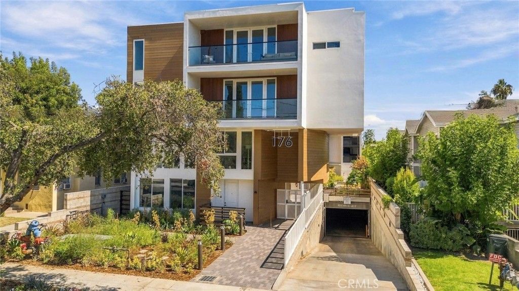 176 N Catalina Ave # 102, Pasadena