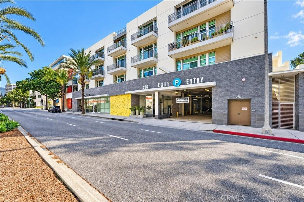 238 S Arroyo Parkway # 303, Pasadena
