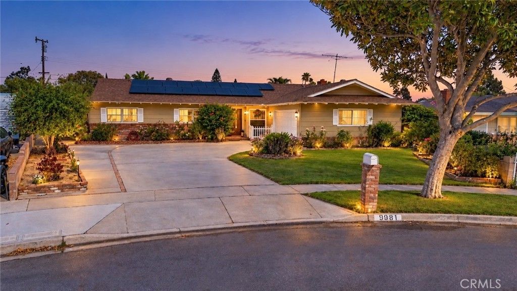 9081 Tangelo Avenue, Fontana