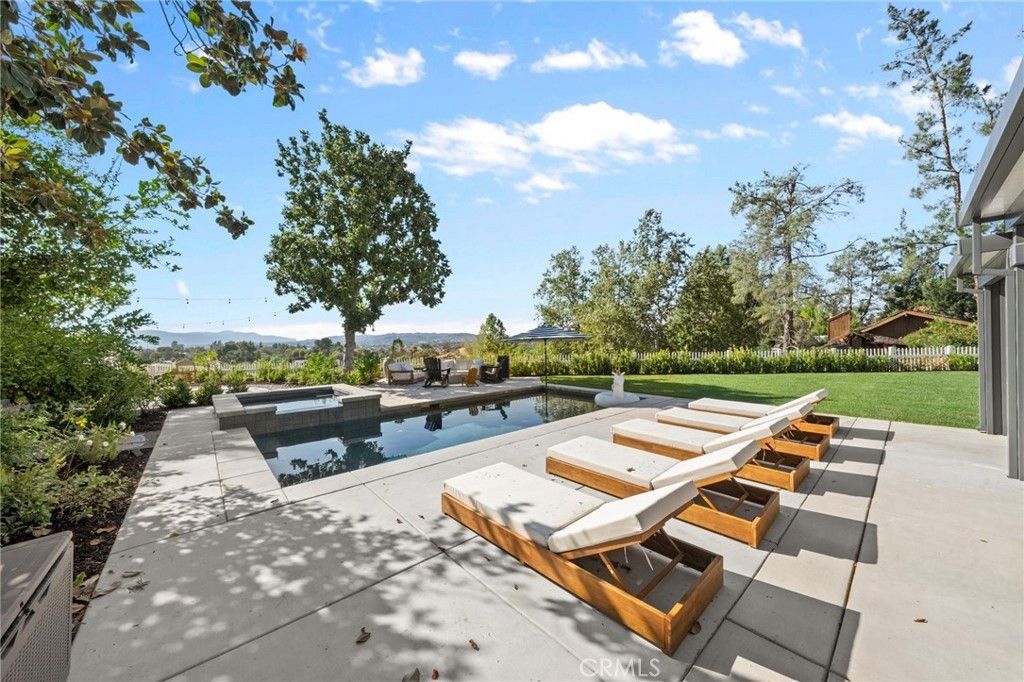 31560 Avenida Del Reposo, Temecula