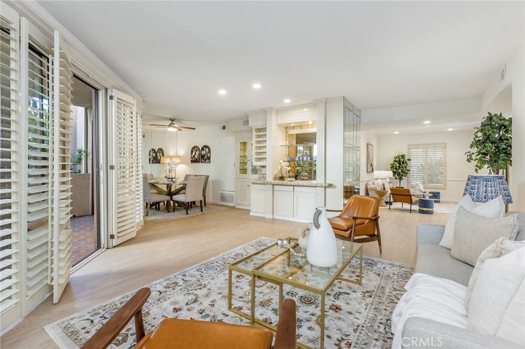 5216 Yarmouth Avenue # 105, Encino