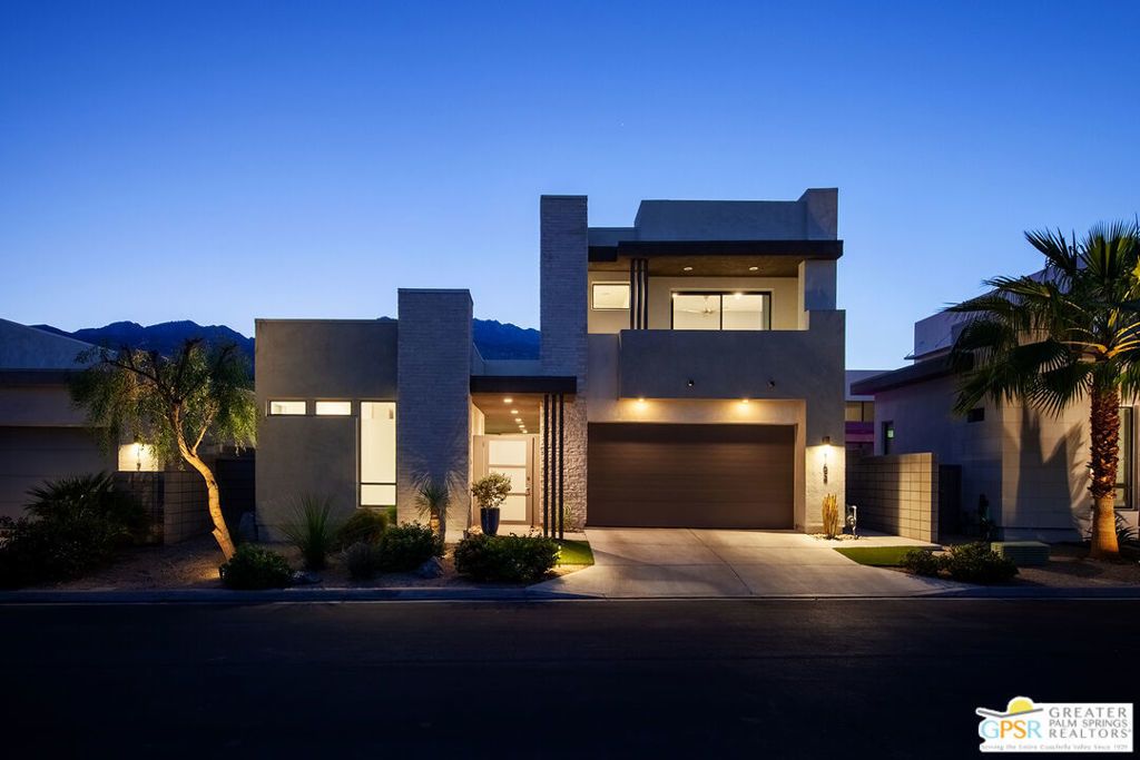 163 Blue Moon Drive, Palm Springs
