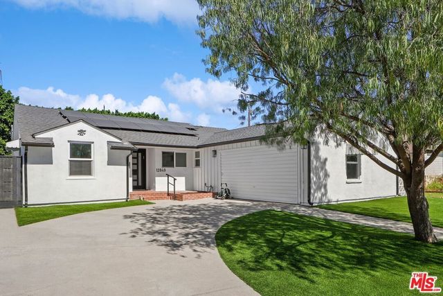 12849 Tiara Street, Valley Village