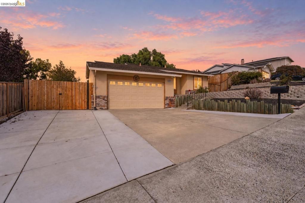 907 Badger Way, Antioch