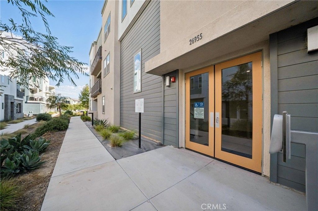 26955 Prospector Road # 201, Valencia