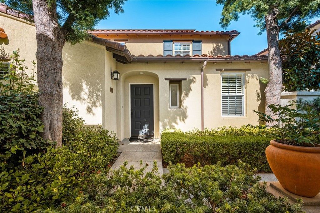 101 Talmadge, Irvine