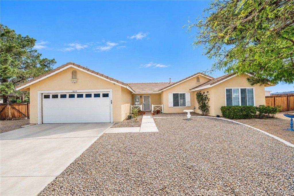 16213 Lake Shore, Apple Valley