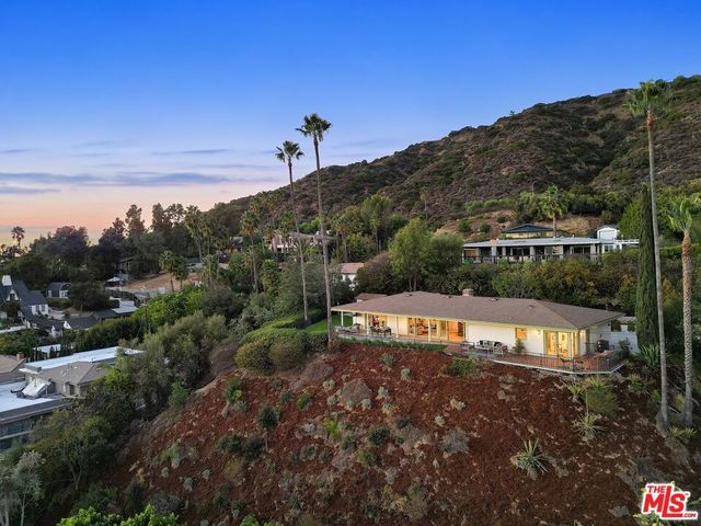 2271 Hill Drive, Los Angeles