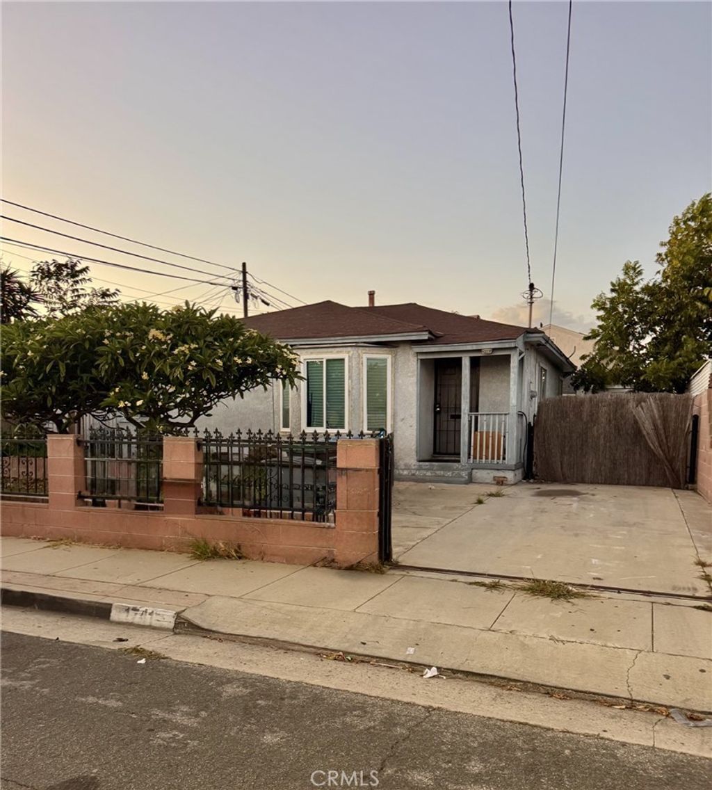 1741 W 150th, Gardena