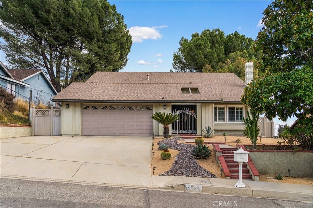 2923 Michelle Lane, Highland