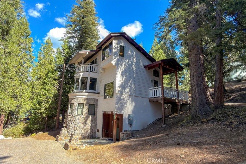 7475 Henness Circle, Yosemite