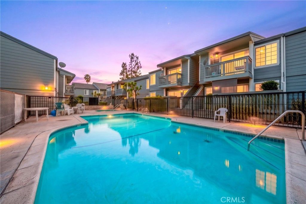 9714 Sepulveda # 217, North Hills