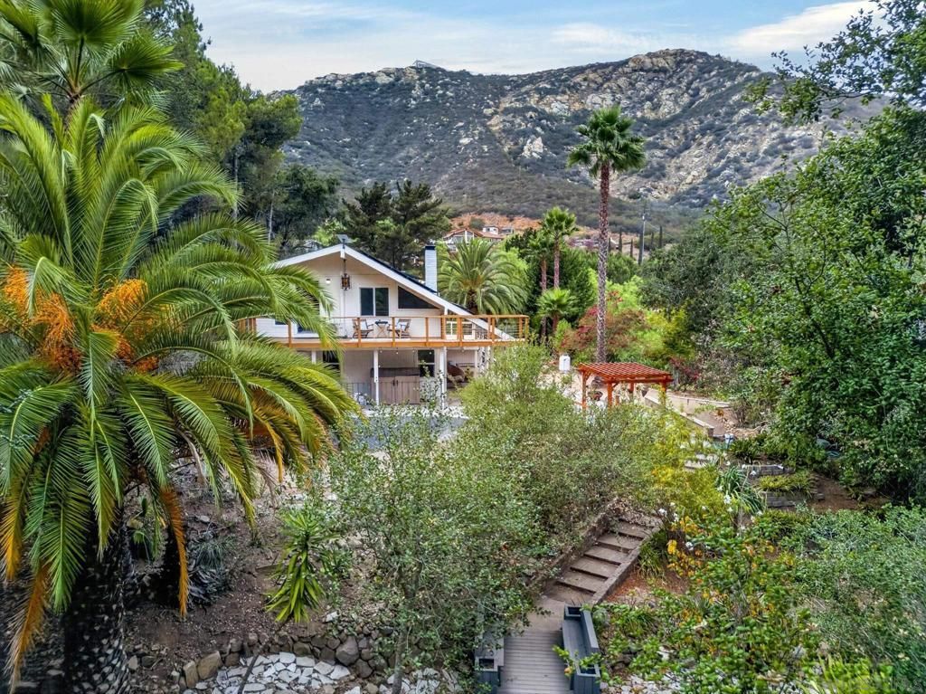 9419 Mount Israel, Escondido