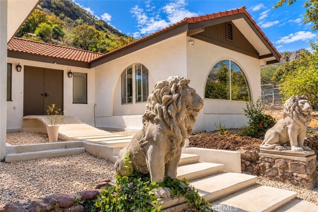 864 W Carlisle Road, Westlake Village