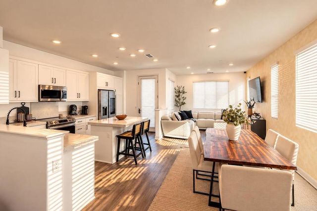812 Makani St # 2, Chula Vista