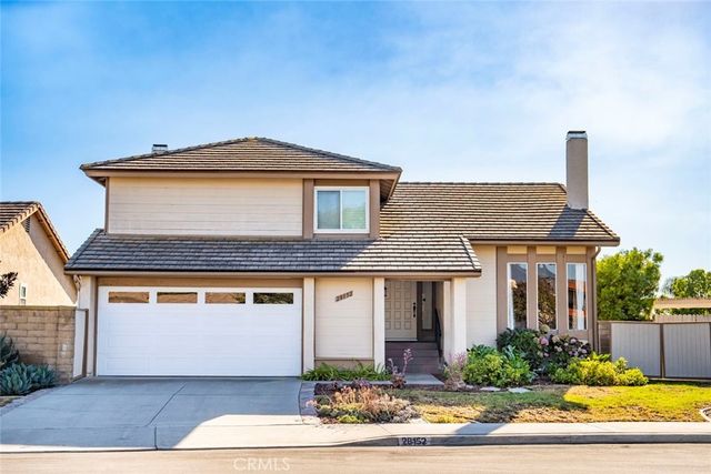 28152 Amable, Mission Viejo