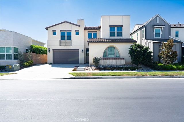 2532 E Scarlett, Ontario