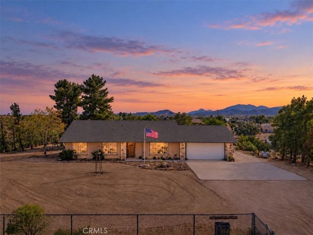 6433 Sunnyslope Road, Phelan