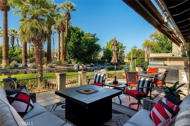 67 Laredo Lane, Palm Desert