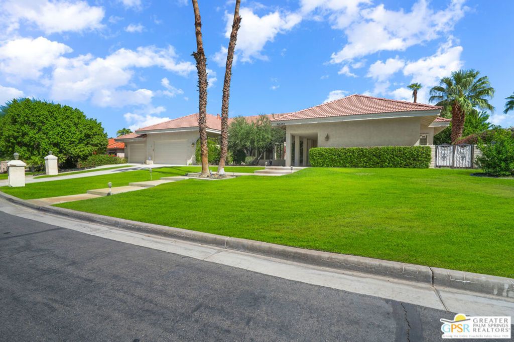 38450 Tandika Trail, Palm Desert