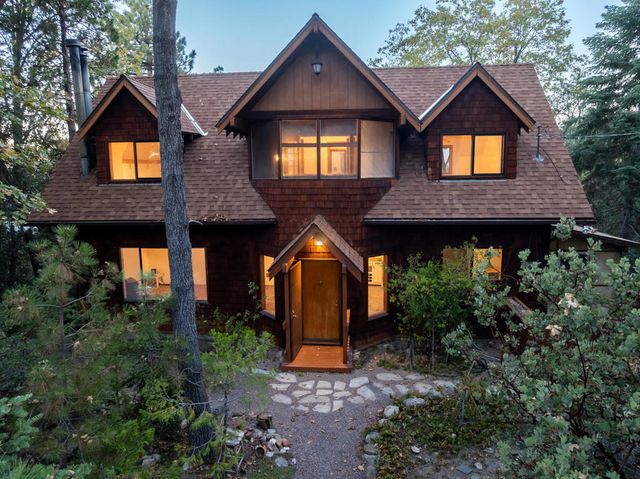 52260 Sylvan Way, Idyllwild