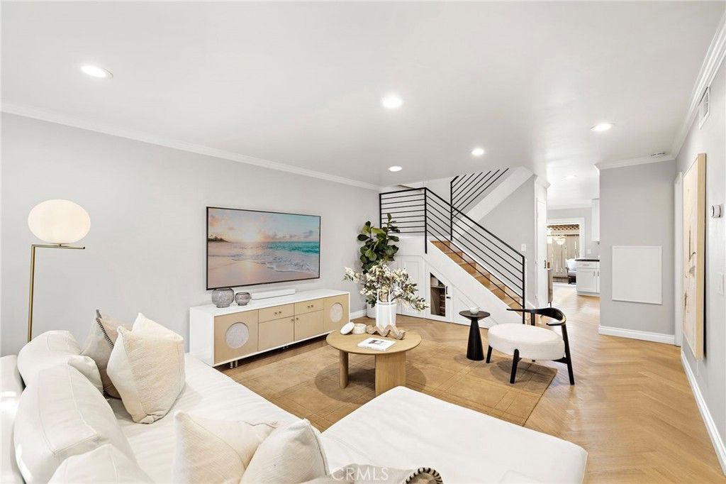34 Starfish Court # 12, Newport Beach