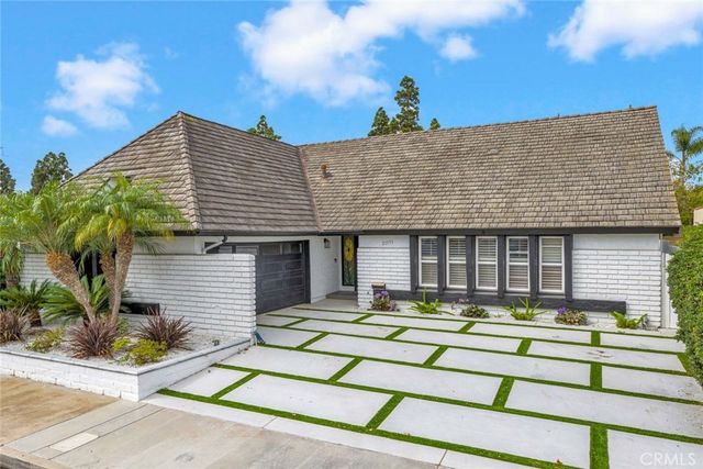 21151 Chubasco Lane, Huntington Beach