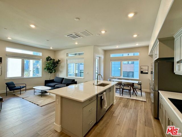 3356 Petunia Court # 403, San Jose