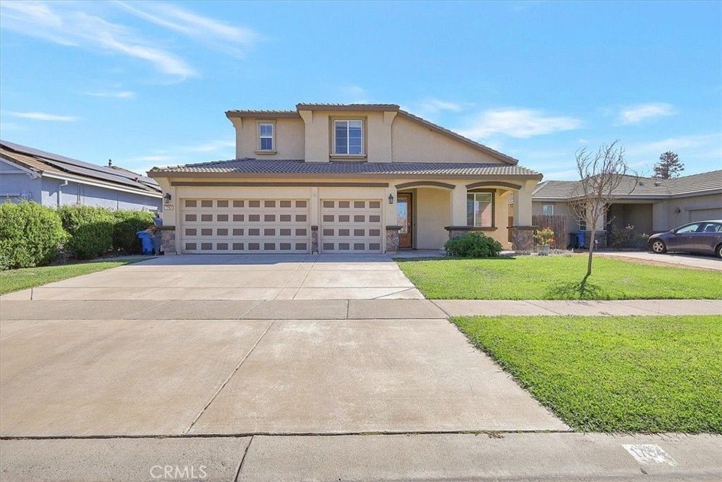 1764 Shoreline, Linda